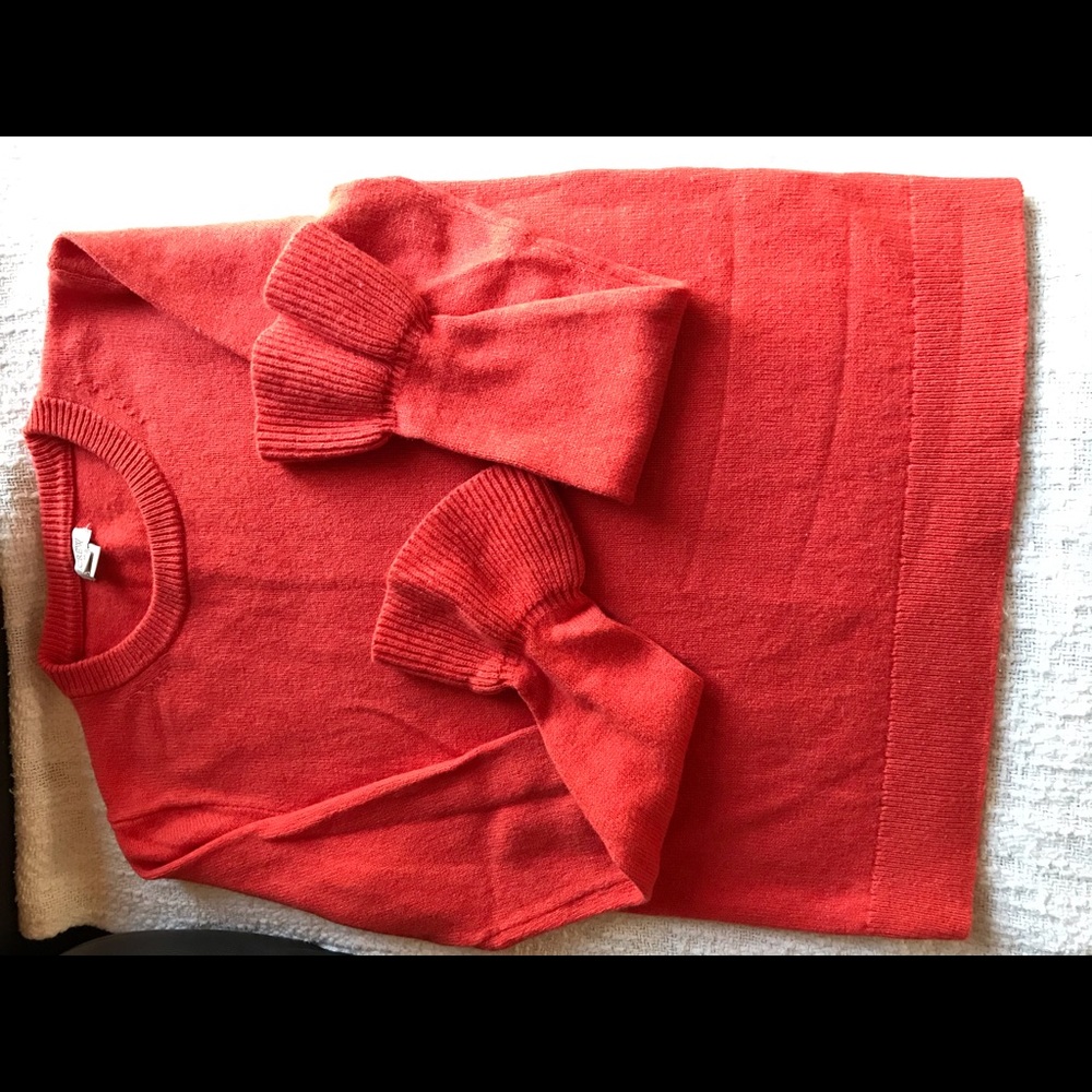 J. Crew sweater- perfect condition. Have 2- love❤️